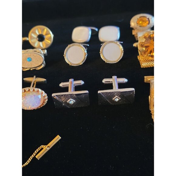 Vintage Cufflinks & Tie Clips Lot Various Designs Gold & Silver Tones For Men - Picture 7 of 9